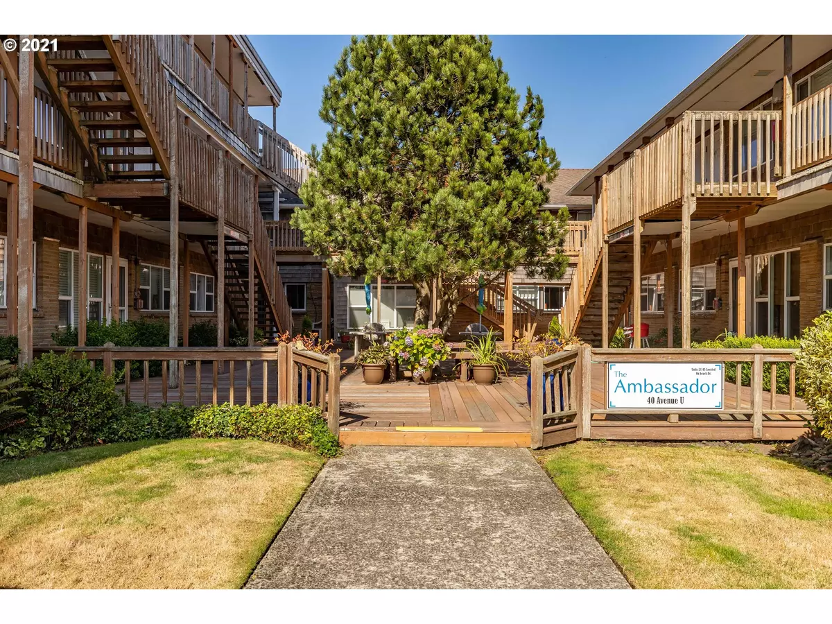 Seaside, OR 97138,Ambassador Condo #52