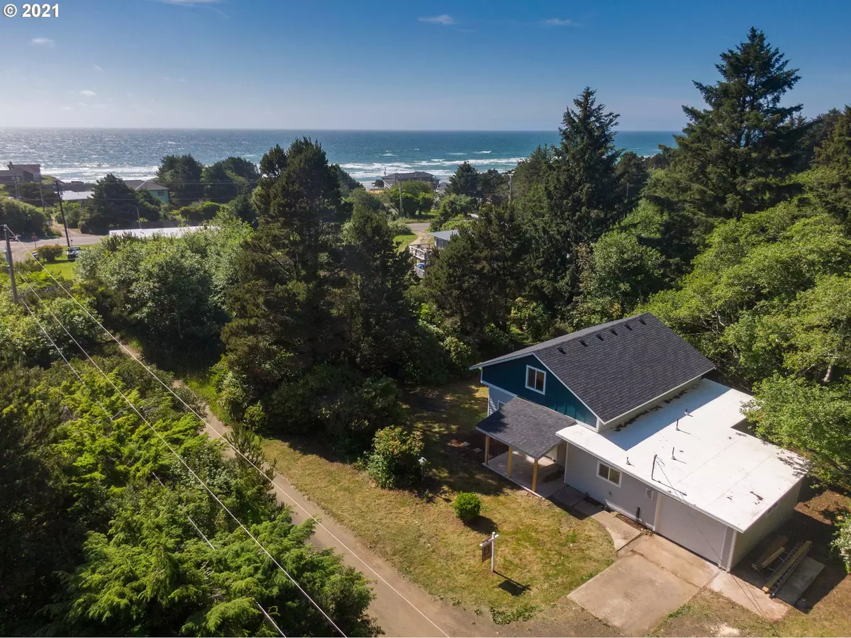 Yachats, OR 97498,155 NE SALMON ST