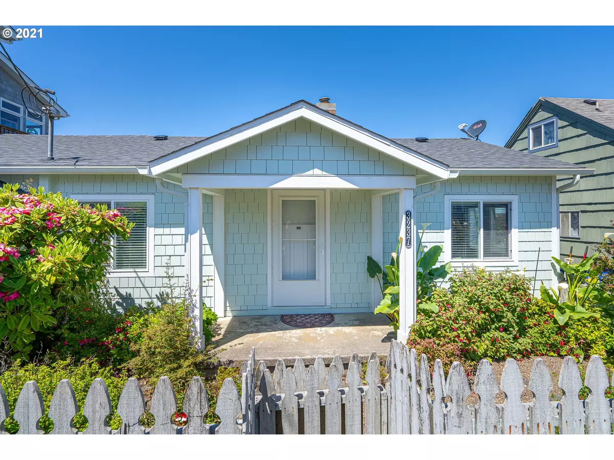 Lincoln City, OR 97367,3237 SW BEACH AVE