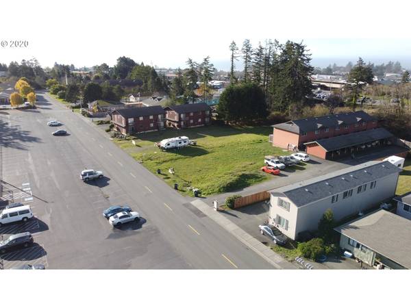 Brookings, OR 97415,551 1/2 FERN AVE