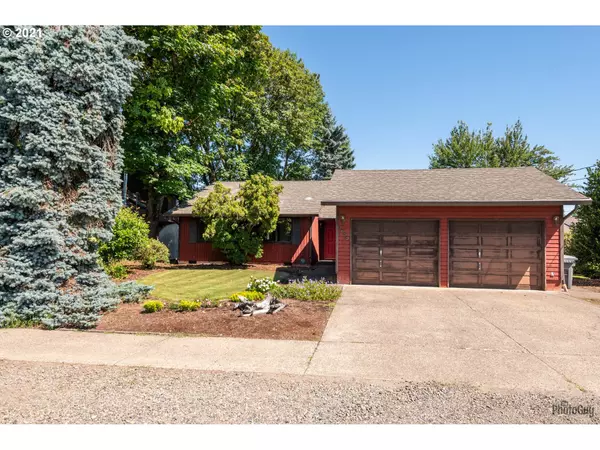 1633 HOLLY AVE, Eugene, OR 97408