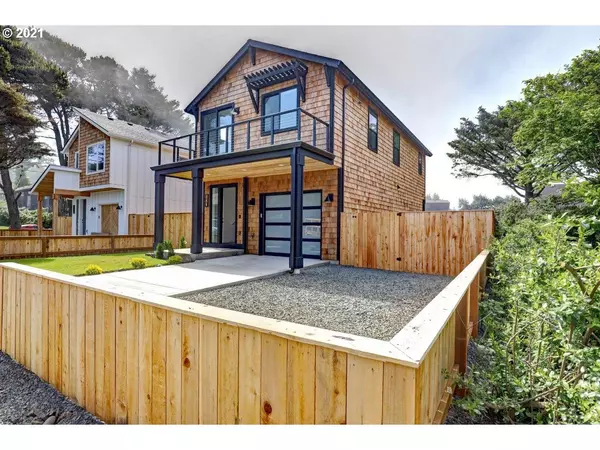 123 W Surfcrest ST, Cannon Beach, OR 97110