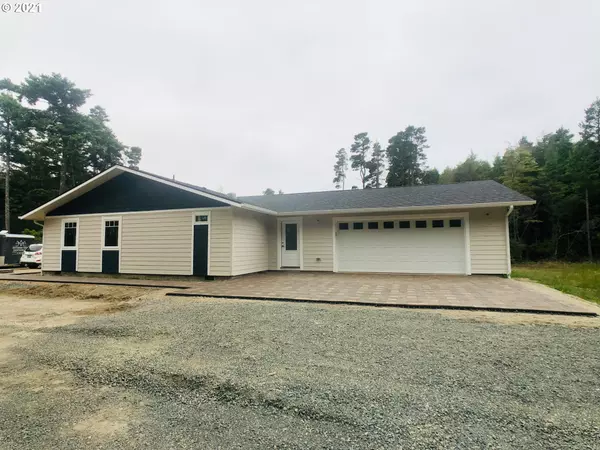 88025 DAISY LN, Bandon, OR 97411