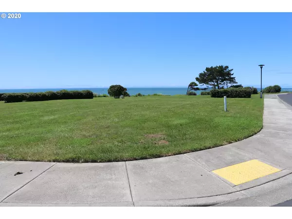 Brookings, OR 97415,Sea Breeze WAY #8