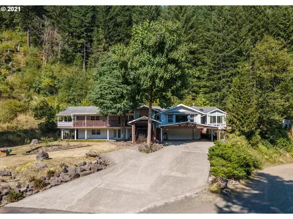 Skamania, WA 98648,912 SCOTT RD