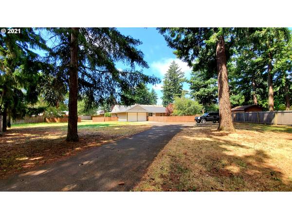 10017 SE 70TH AVE, Milwaukie, OR 97222