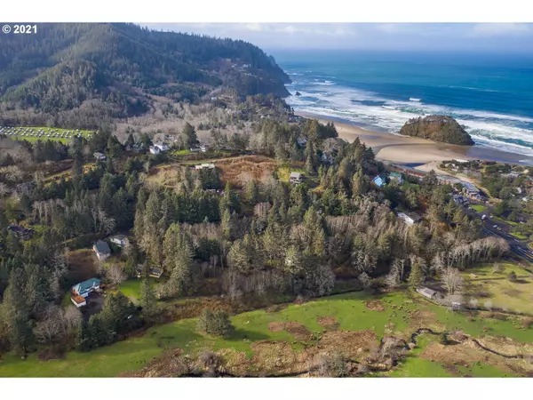 Neskowin, OR 97149,5100 EAST LN