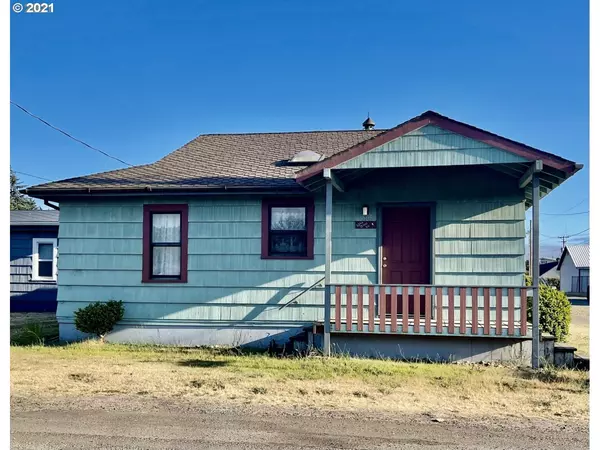 6505 PACIFIC AVE, Pacific City, OR 97135