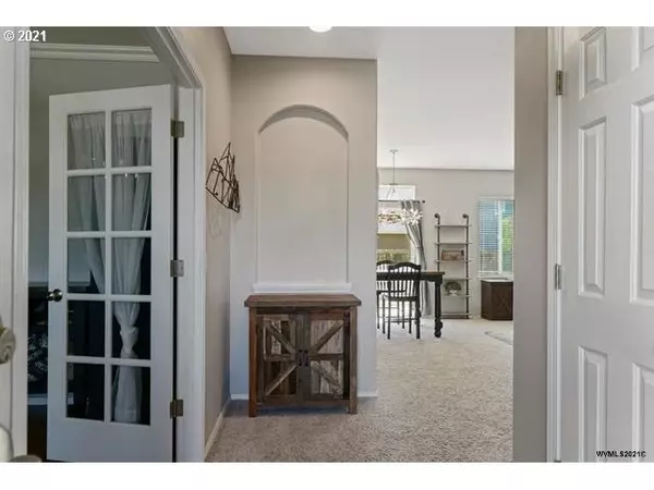 Eugene, OR 97401,5530 ANDREA AVE