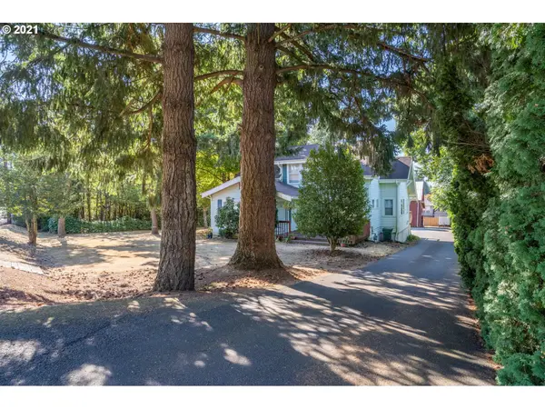 Gresham, OR 97080,5120 SE POWELL VALLEY RD