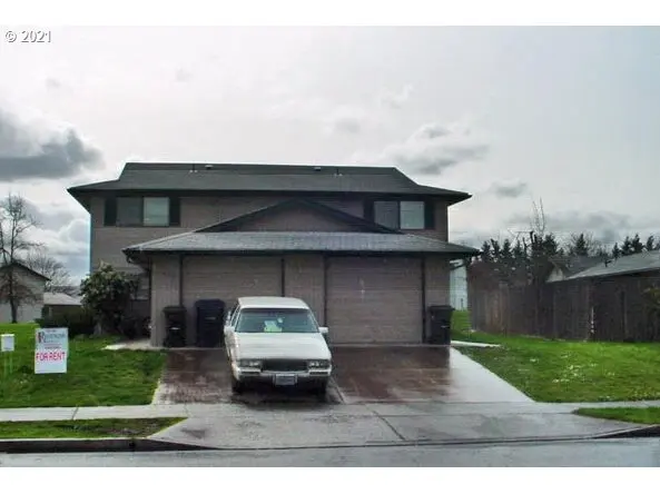 Springfield, OR 97477,773 N CLOVERLEAF LOOP