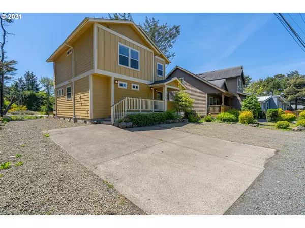 Lincoln City, OR 97367,1190 SE 2ND CT