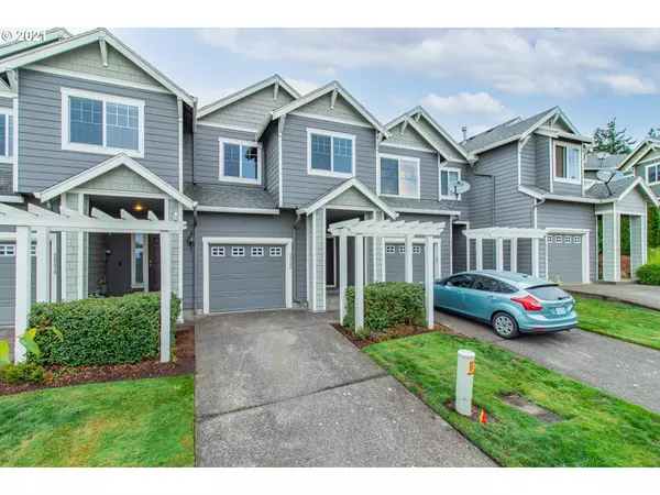 West Linn, OR 97068,20366 HOODVIEW AVE