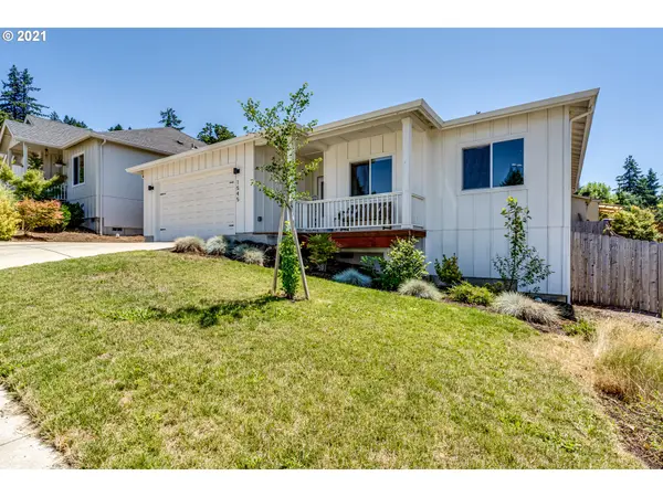 1545 RED HILLS PL, Cottage Grove, OR 97424