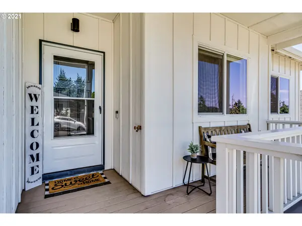 Cottage Grove, OR 97424,1545 RED HILLS PL