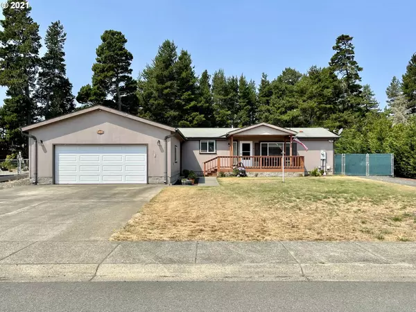 920 CEDAR LOOP, Lakeside, OR 97449