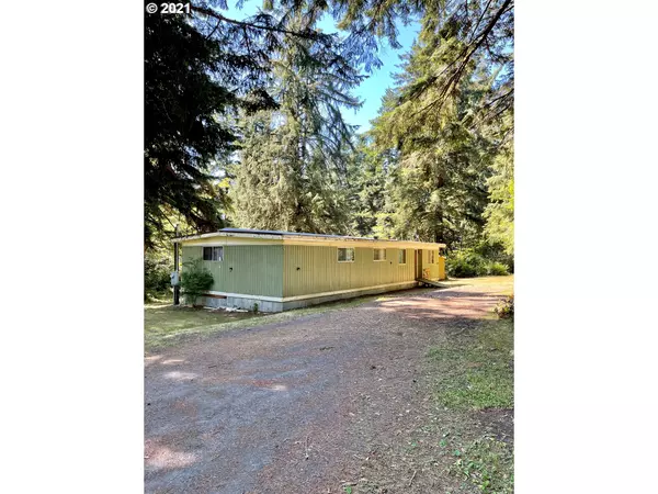 68098 NORTH BAY RD, North Bend, OR 97459