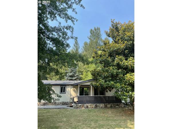 47557 TELLER RD, Oakridge, OR 97463