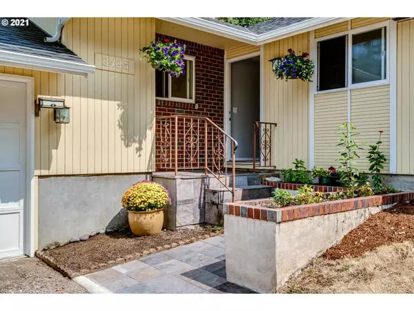 Eugene, OR 97405,3425 CHAUCER WAY