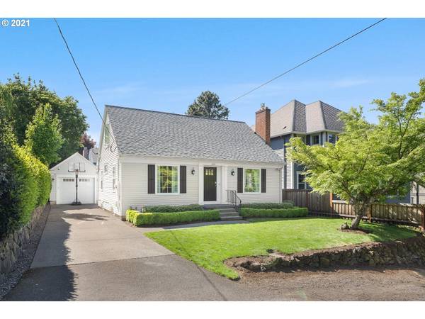 6831 SW 52ND AVE, Portland, OR 97219