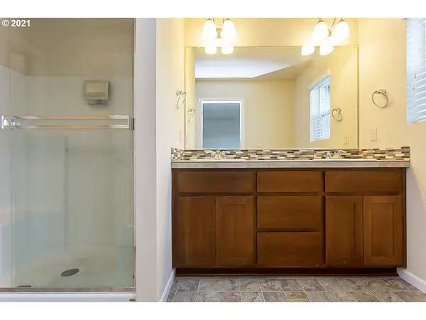 13875 SE KINGSFISHER WAY, Happy Valley, OR 97015