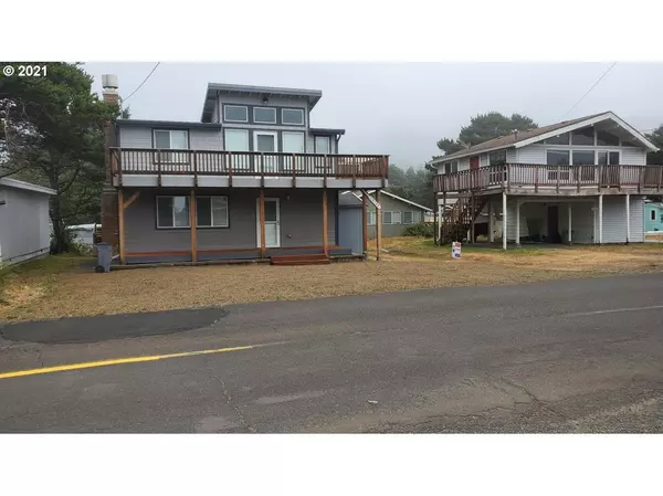 25955 BEACH DR, Rockaway Beach, OR 97136