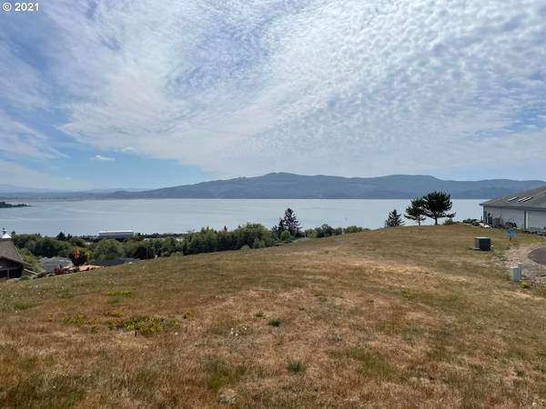 37 Ocean CT, Bay City, OR 97107