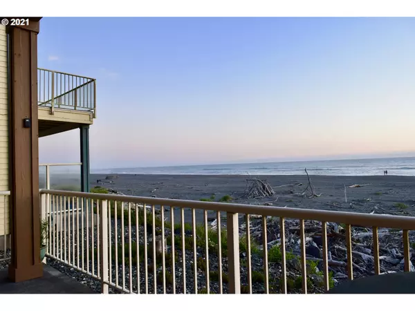 Gold Beach, OR 97444,29020 VIZCAINO CT