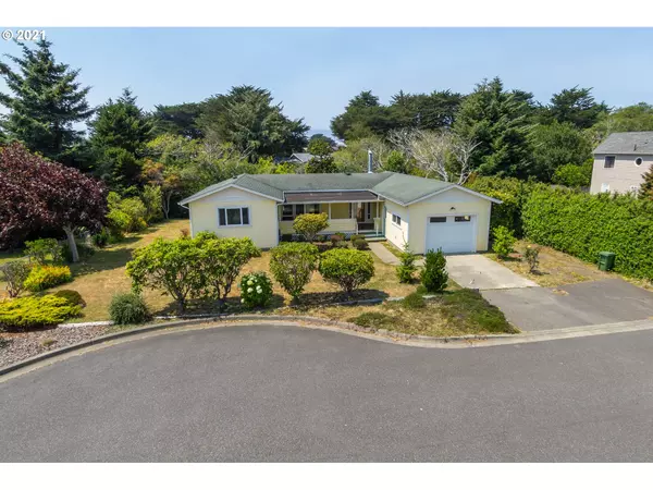 580 Bandon Ave, Bandon, OR 97411