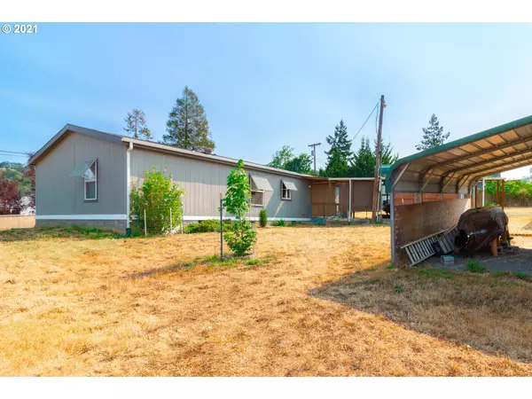 Myrtle Creek, OR 97457,248 NORTON LN