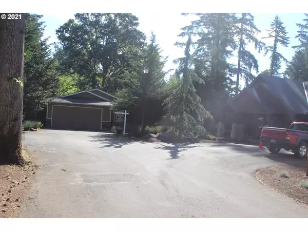 Lake Oswego, OR 97035,3722 ELEANOR CT