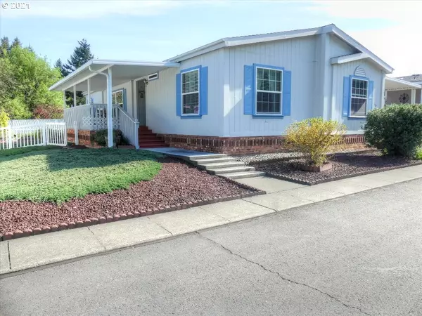 139 W RIVERRIDGE AVE, Roseburg, OR 97471