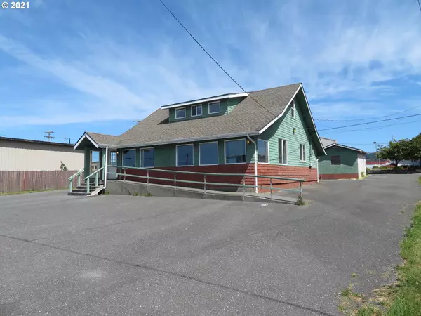 94187 THIRD ST, Gold Beach, OR 97444