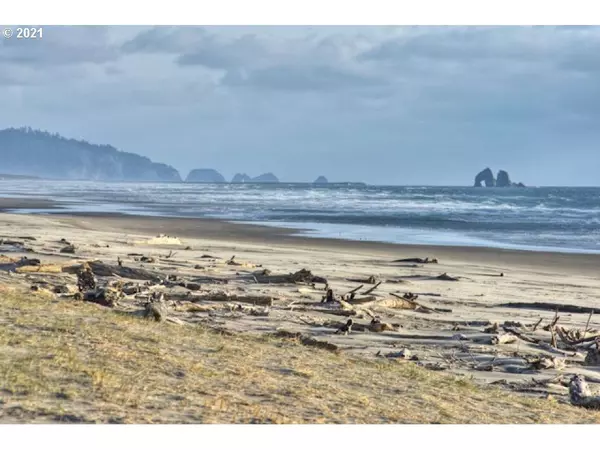 Rockaway Beach, OR 97136,26550 BEACH DR