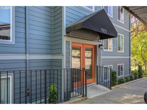 7931 SW 40TH AVE #F, Portland, OR 97219