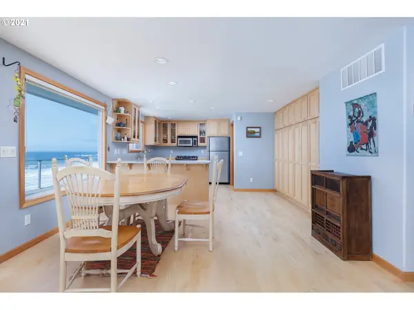 Lincoln Beach, OR 97367,5485 EL MUNDO AVE