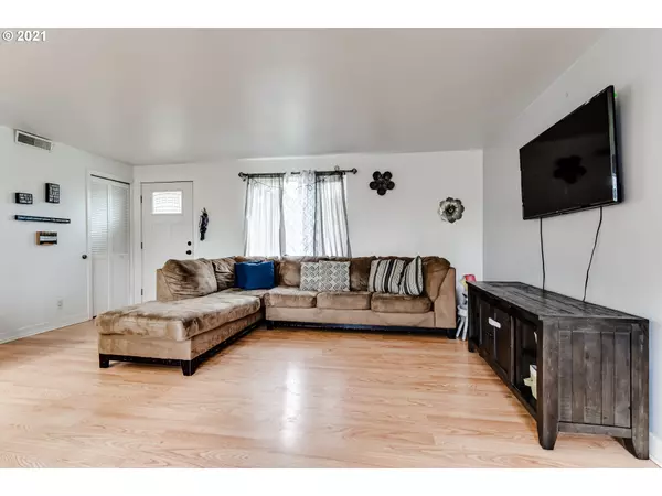 Eugene, OR 97402,4542 LIBERTY ST