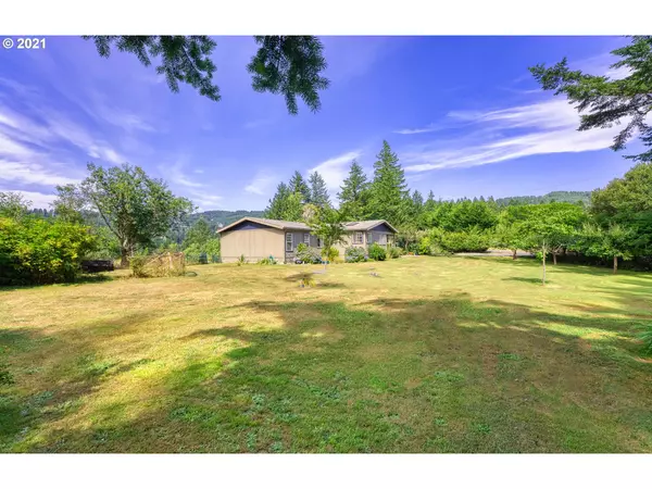 18080 RAINBOW ROCK RD, Brookings, OR 97415