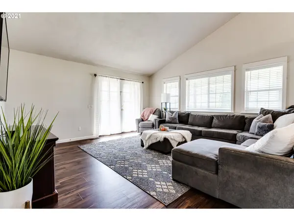 Eugene, OR 97404,247 ALEXANDRA CT