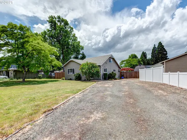 1296 NW KEASEY ST, Roseburg, OR 97471