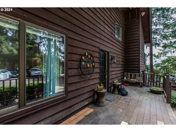 Cottage Grove, OR 97424,77795 SUNSET DR