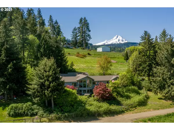 3755 STRAIGHT HILL RD, Hood River, OR 97031