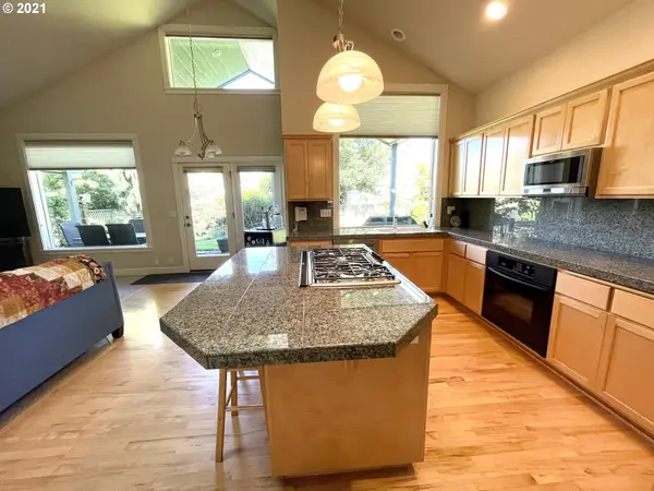 Eugene, OR 97404,4183 TORRINGTON AVE