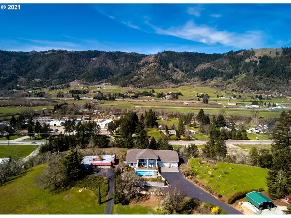 Myrtle Creek, OR 97457,234 RIDGEWOOD PL