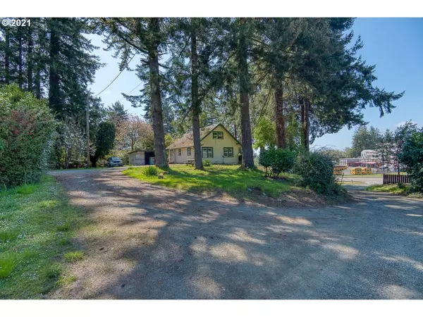 Coquille, OR 97423,378/382 W CENTRAL BLVD