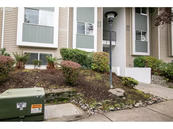 Gresham, OR 97030,4768 W POWELL BLVD #123