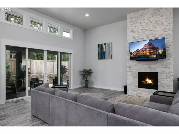 Eugene, OR 97408,2240 LATHEN WAY