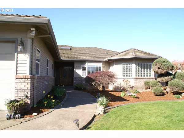 Woodburn, OR 97071,305 MCLAUGHLIN DR