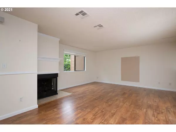 Eugene, OR 97401,1728 MINDA DR