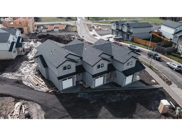 Justine LN, Eugene, OR 97404